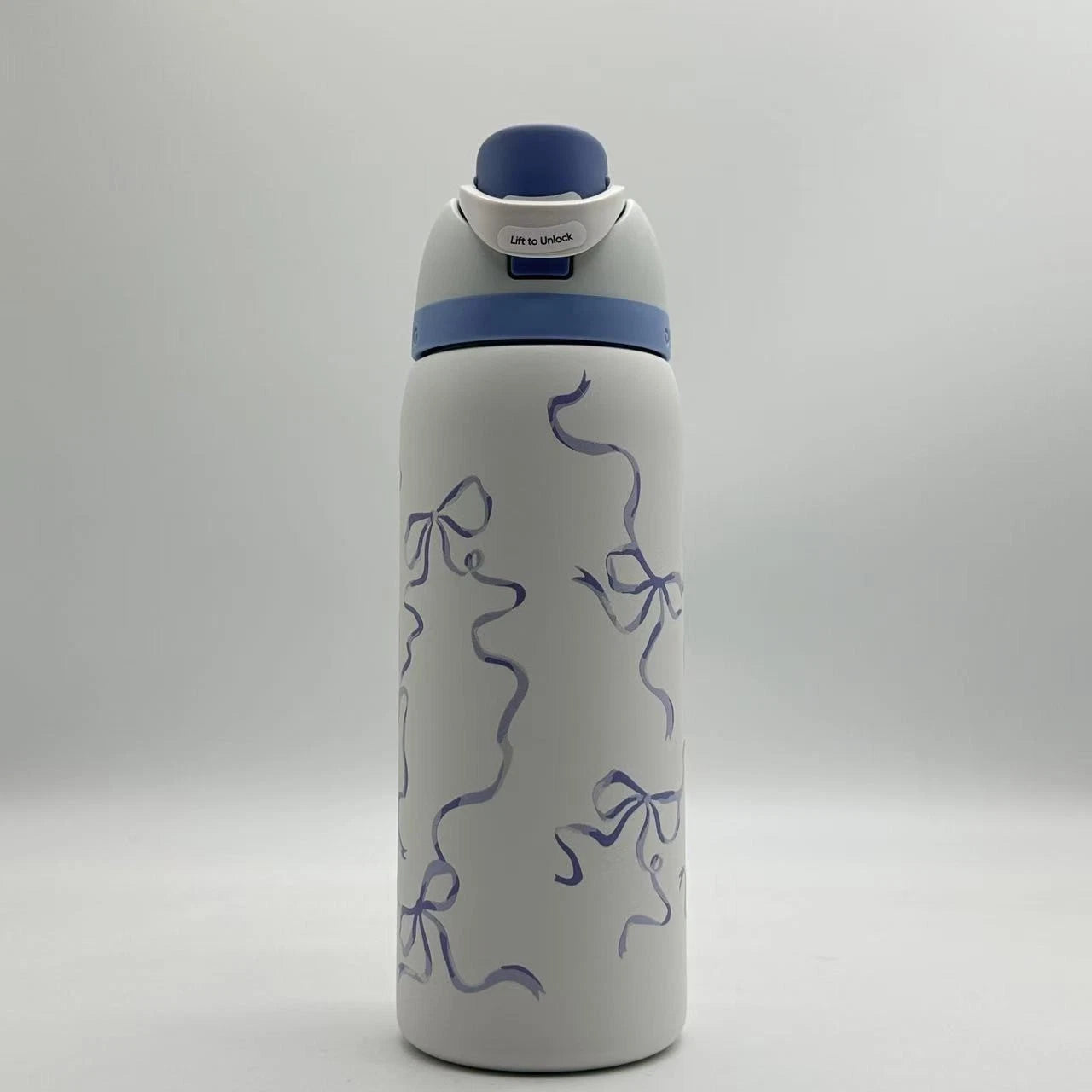 Owala 32oz FreeSip Water Bottle – Tied & True Blue Bows Limited Edition   LSHDJ
